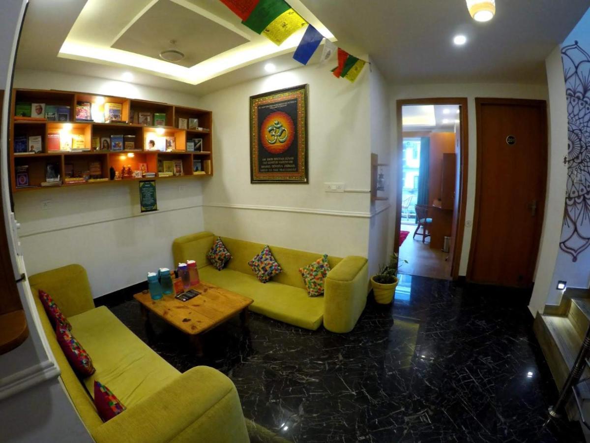 Hotel The Moksham ริชิเคช ภายนอก รูปภาพ